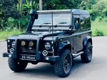 Land-Rover Defender 1980 SUV