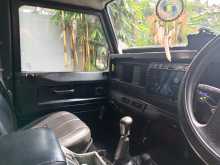 https://riyasewana.com/uploads/land-rover-defender-90-1954-2721494312594.jpg