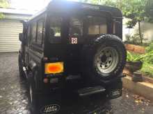 https://riyasewana.com/uploads/land-rover-defender-90-1987-2814430412672.jpg