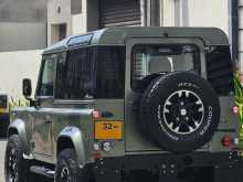 https://riyasewana.com/uploads/land-rover-defender-90-1987-319541712222.jpg