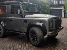 Land-Rover Defender 90 1993 SUV