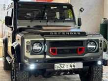 Land-Rover Defender 90 2.2 Puma 2013 SUV