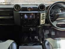 https://riyasewana.com/uploads/land-rover-defender-90-9223726886.jpg