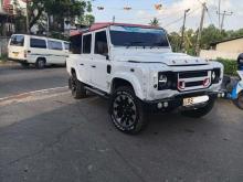 https://riyasewana.com/uploads/land-rover-defender-kahn-141732386094.jpg
