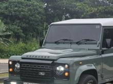 Land-Rover Defender 2013 SUV