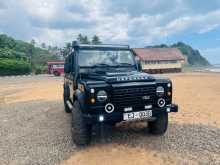 Land-Rover Defender Puma 110. 2.4 1985 SUV