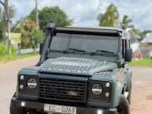 Land-Rover Defender 2008 SUV