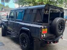 Land-Rover Defender Puma 2012 Car