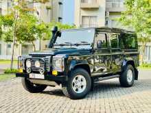 Land-Rover DEFENDER PUMA 110 Xs 2012 SUV
