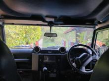 https://riyasewana.com/uploads/land-rover-defender-puma-215222617065.jpg