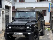 Land-Rover Defender Puma 2.4 2010 SUV