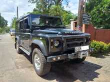 Land-Rover Defender TD5 2008 SUV