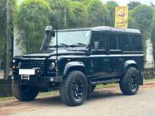 https://riyasewana.com/uploads/land-rover-defender-td5-785843622.jpg