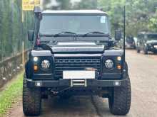 Land-Rover DEFENDER TD5 2003 SUV