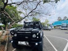 Land-Rover Defender 1980 SUV
