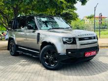 Land-Rover Defender P300 SE 2024 SUV