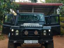 Land-Rover Defender 2015 SUV