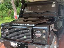 Land-Rover Defender 1980 SUV