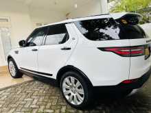 https://riyasewana.com/uploads/land-rover-discover-5-2018-1523182312063.jpg