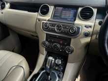 https://riyasewana.com/uploads/land-rover-discovery-4-13134756356.jpg