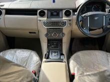 https://riyasewana.com/uploads/land-rover-discovery-4-1414061410684.jpg