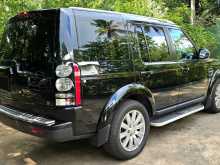 https://riyasewana.com/uploads/land-rover-discovery-4-2014-1723111312114.jpg