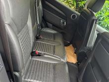 https://riyasewana.com/uploads/land-rover-discovery-5-5241426534.jpg