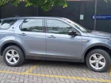 https://riyasewana.com/uploads/land-rover-discovery-sport-2419170724751.jpg