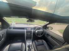 https://riyasewana.com/uploads/land-rover-discovery-sports-2016-320180812693.jpg