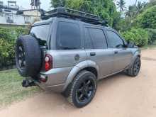 https://riyasewana.com/uploads/land-rover-free-lander-11922544963.jpg