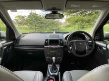 https://riyasewana.com/uploads/land-rover-free-lander-212055924203.jpg