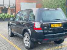 https://riyasewana.com/uploads/land-rover-freelander-2-2011-1822383712954.jpg