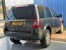 https://riyasewana.com/uploads/land-rover-freelander-2-2013-2713343812192.jpg