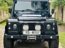 Land-Rover Defender Puma 2.4 12 2008 SUV