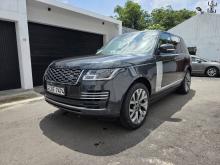 Land-Rover Range Rover P400e 2018 SUV