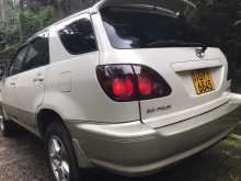 Lexus Harrier 3.0 L V6 2000 SUV