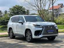 Lexus LX 600 2025 SUV