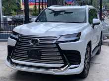 Lexus LX600 2024 SUV