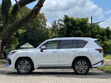 https://riyasewana.com/uploads/lexus-lx600-fully-2130322563.jpg