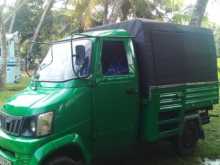 Mahindra 010.LOAD CARRIER 2010 Crew Cab