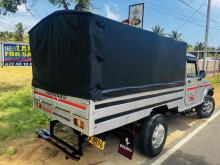 https://riyasewana.com/uploads/mahindra-2006-2213303824422.jpg