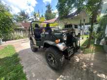 https://riyasewana.com/uploads/mahindra-4dr5-safari-1979-322180512802.jpg