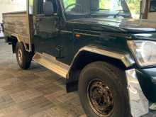 https://riyasewana.com/uploads/mahindra-4wd-bolero-81107054082.jpg