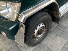 https://riyasewana.com/uploads/mahindra-4wd-bolero-81109446926.jpg