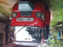 https://riyasewana.com/uploads/mahindra-alfa-61306226734.jpg