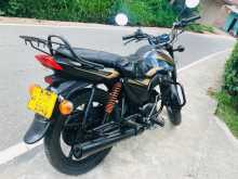 https://riyasewana.com/uploads/mahindra-arrow-247162313942.jpg