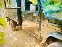 https://riyasewana.com/uploads/mahindra-big-bolero-2019-915150612883.jpg