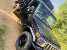 https://riyasewana.com/uploads/mahindra-bolero-108122722773.jpg