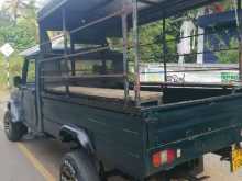 https://riyasewana.com/uploads/mahindra-bolero-112007144052.jpg