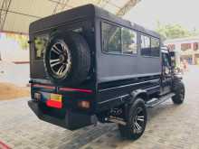 https://riyasewana.com/uploads/mahindra-bolero-1143956936.jpg